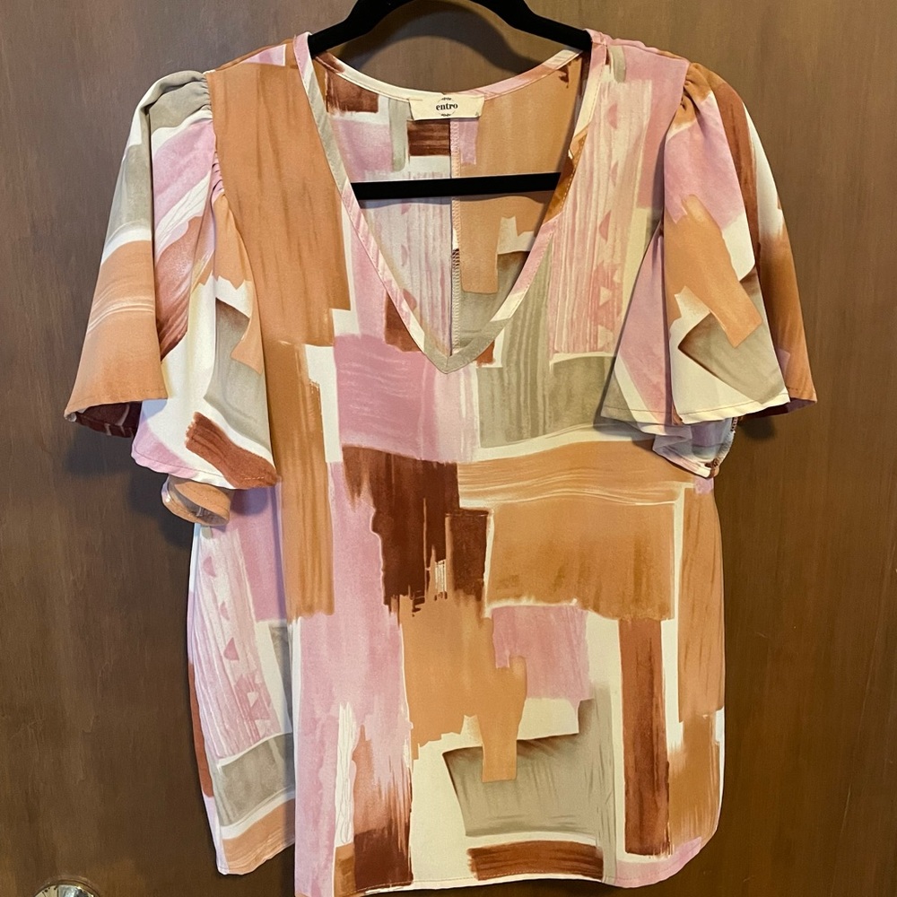 Flutter sleeve blouse